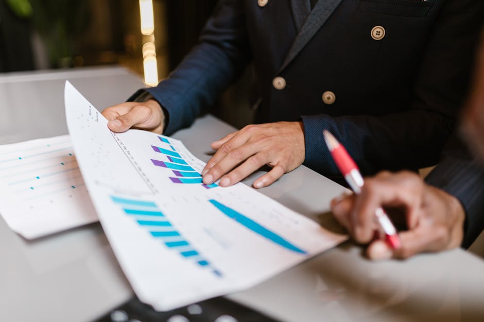 Finansal verileri gösteren modern bir kontrol paneli